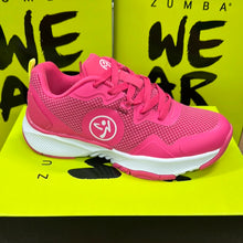 Load image into Gallery viewer, UK size 4 trainers