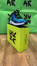 Load image into Gallery viewer, UK size 3.5 trainers