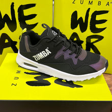 Load image into Gallery viewer, UK size 4 trainers