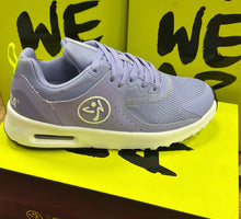 Load image into Gallery viewer, UK size 8.5 trainers