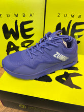 Load image into Gallery viewer, UK size 3.5 trainers