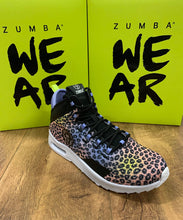 Load image into Gallery viewer, UK size 7.5 trainers