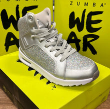 Load image into Gallery viewer, UK size 6 trainers