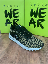 Load image into Gallery viewer, UK size 7.5 trainers