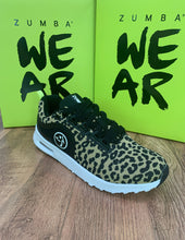 Load image into Gallery viewer, UK size 5 trainers