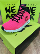 Load image into Gallery viewer, UK size 5 trainers