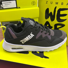 Load image into Gallery viewer, UK size 5 trainers