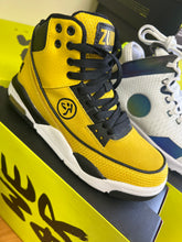 Load image into Gallery viewer, Uk size 2.5 trainers footwear
