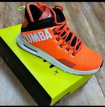 Load image into Gallery viewer, UK size 3.5 trainers