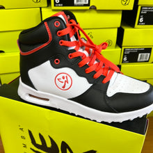 Load image into Gallery viewer, UK size 6 trainers