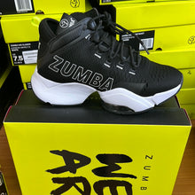 Load image into Gallery viewer, UK size 4 trainers