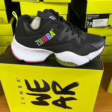 Load image into Gallery viewer, UK size 4 trainers