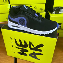 Load image into Gallery viewer, UK size 4.5 trainers