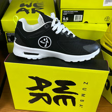 Load image into Gallery viewer, UK size 3.5 trainers