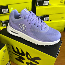 Load image into Gallery viewer, UK size 3.5 trainers