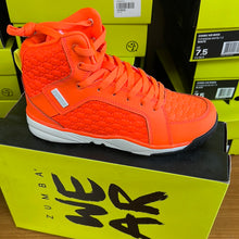 Load image into Gallery viewer, UK size 3.5 trainers