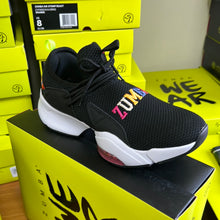 Load image into Gallery viewer, UK size 6 trainers
