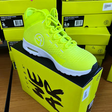 Load image into Gallery viewer, UK size 3.5 trainers