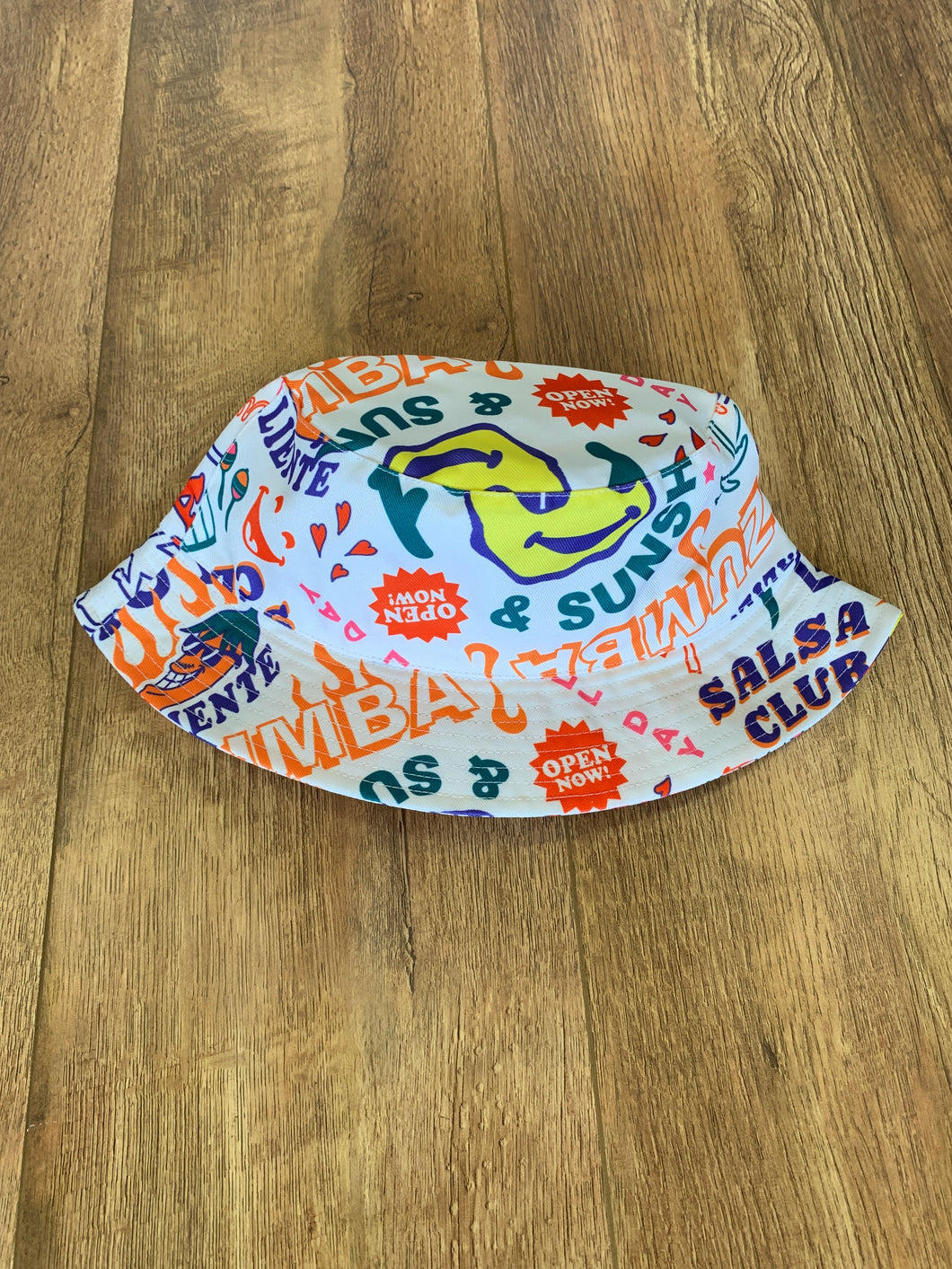 Fun & Sunshine bucket hat