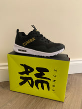 Load image into Gallery viewer, UK size 4 trainers
