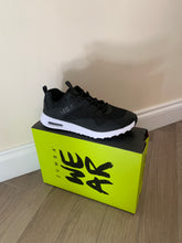 Load image into Gallery viewer, UK size 6 trainers

