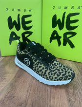 Load image into Gallery viewer, Uk size 10.5 trainers

