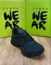 Load image into Gallery viewer, UK size 4 trainers
