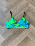 Free to create crop bra